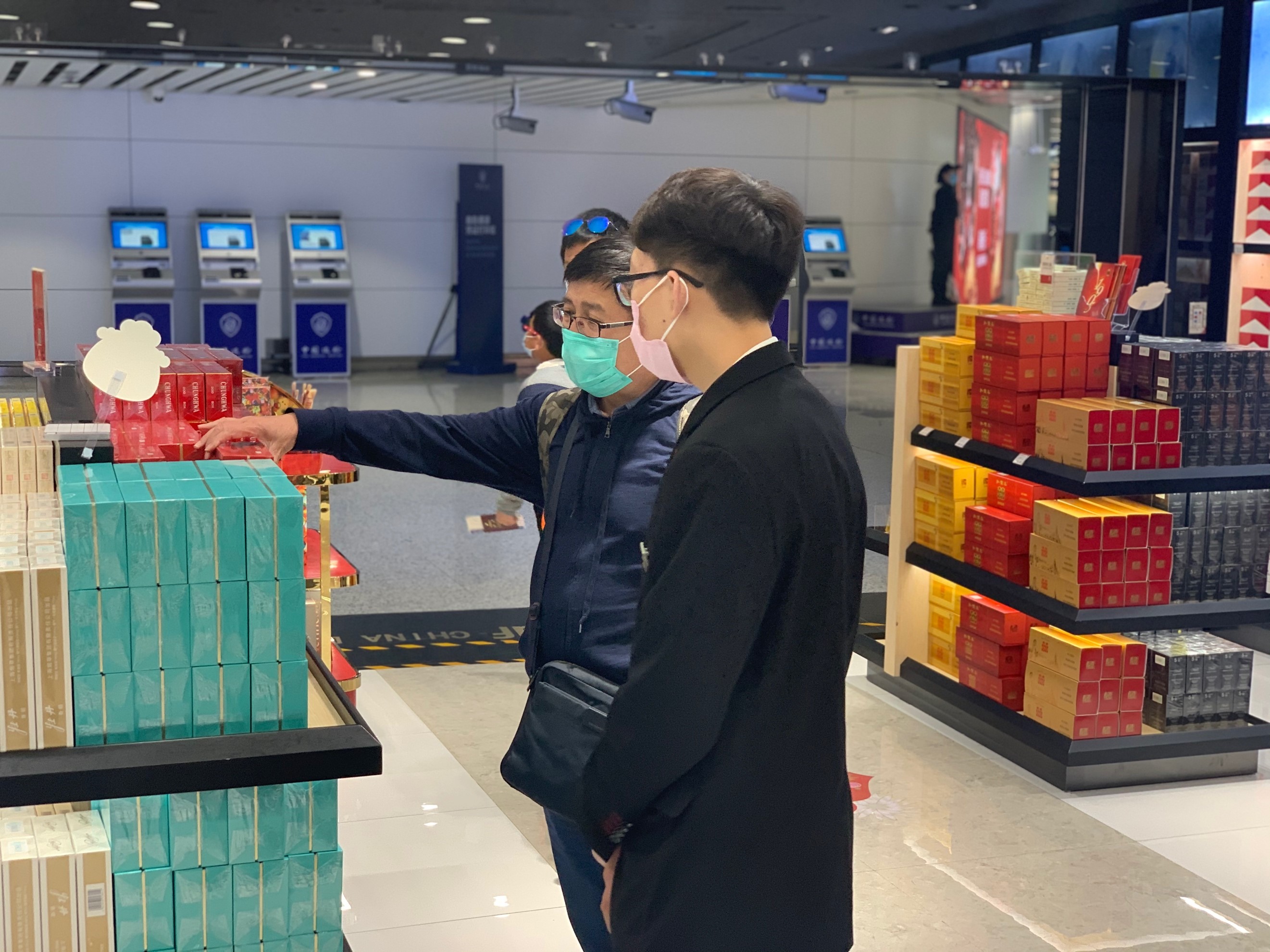 【中國免稅人在行動?黨員先鋒篇】之二： 不忘初心，凝心聚力——中免黨員抗擊疫情，發(fā)揮黨員先鋒模范作用